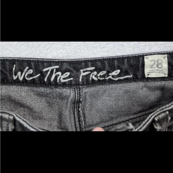 Free People We The Free Bailey Denim Mini Skirt Size 28 Gray Raw Frayed Hem Boho - Picture 3 of 11